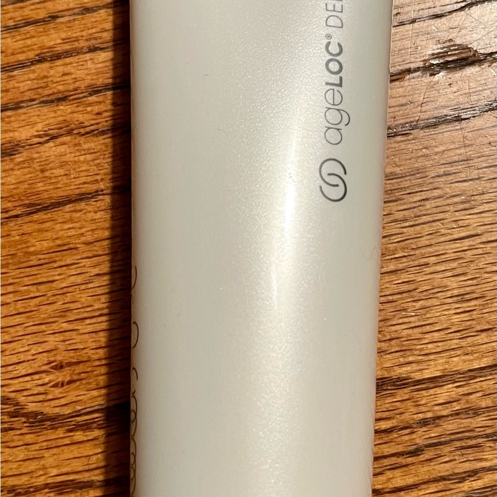 SALE..New Lower Price! NU Skin ageloc Dermatic Effects